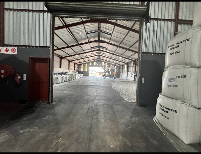 2,832M² WAREHOUSE FOR SALE IN PHOENIX INDUSTRIAL